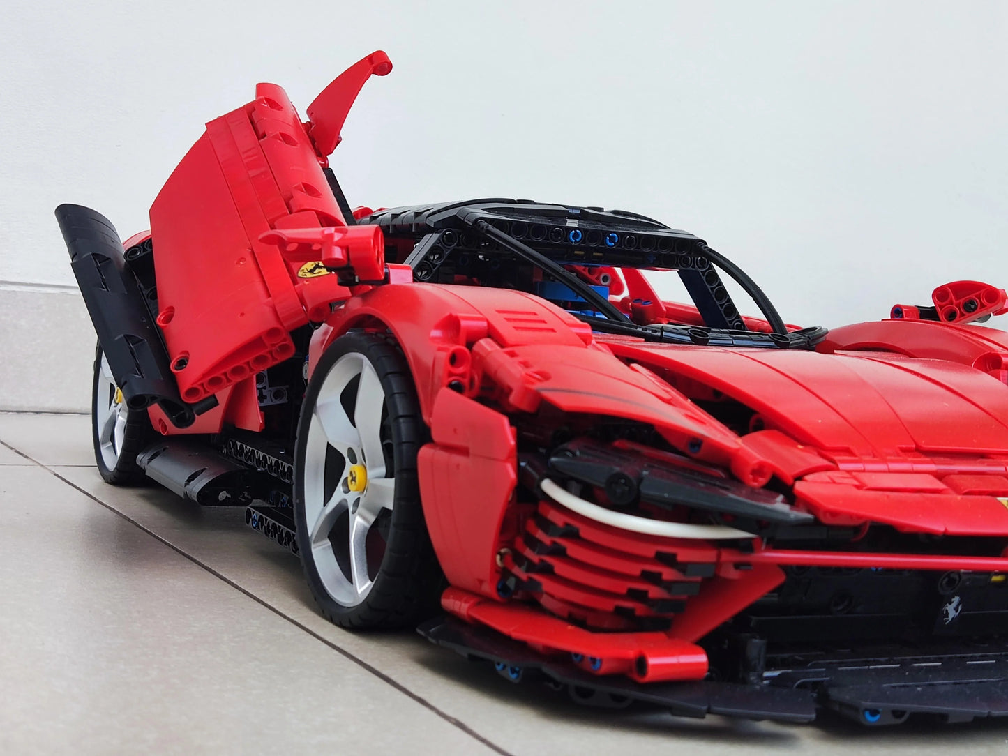 Daytona SP3 1:8 Scale Model - Building Block Set - 3778 Pieces