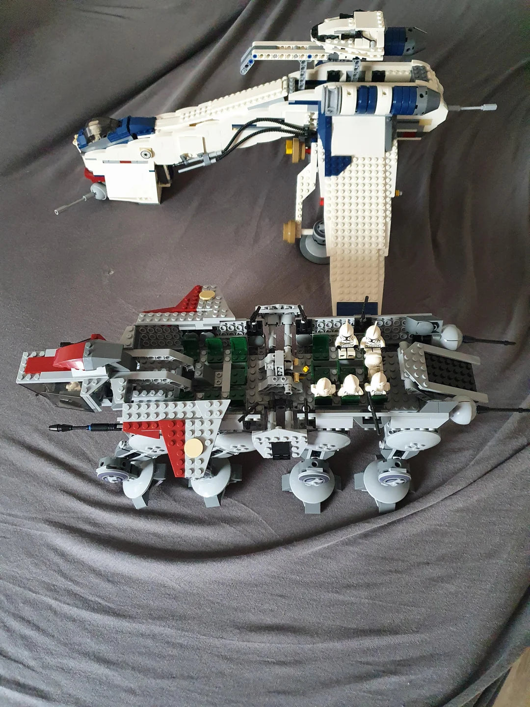 UCS Dropship & Walker Set - Building Block Set - 1758 Pieces