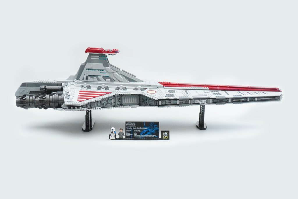 UCS Republic Starship -  Building Block Set - 5374 Pieces