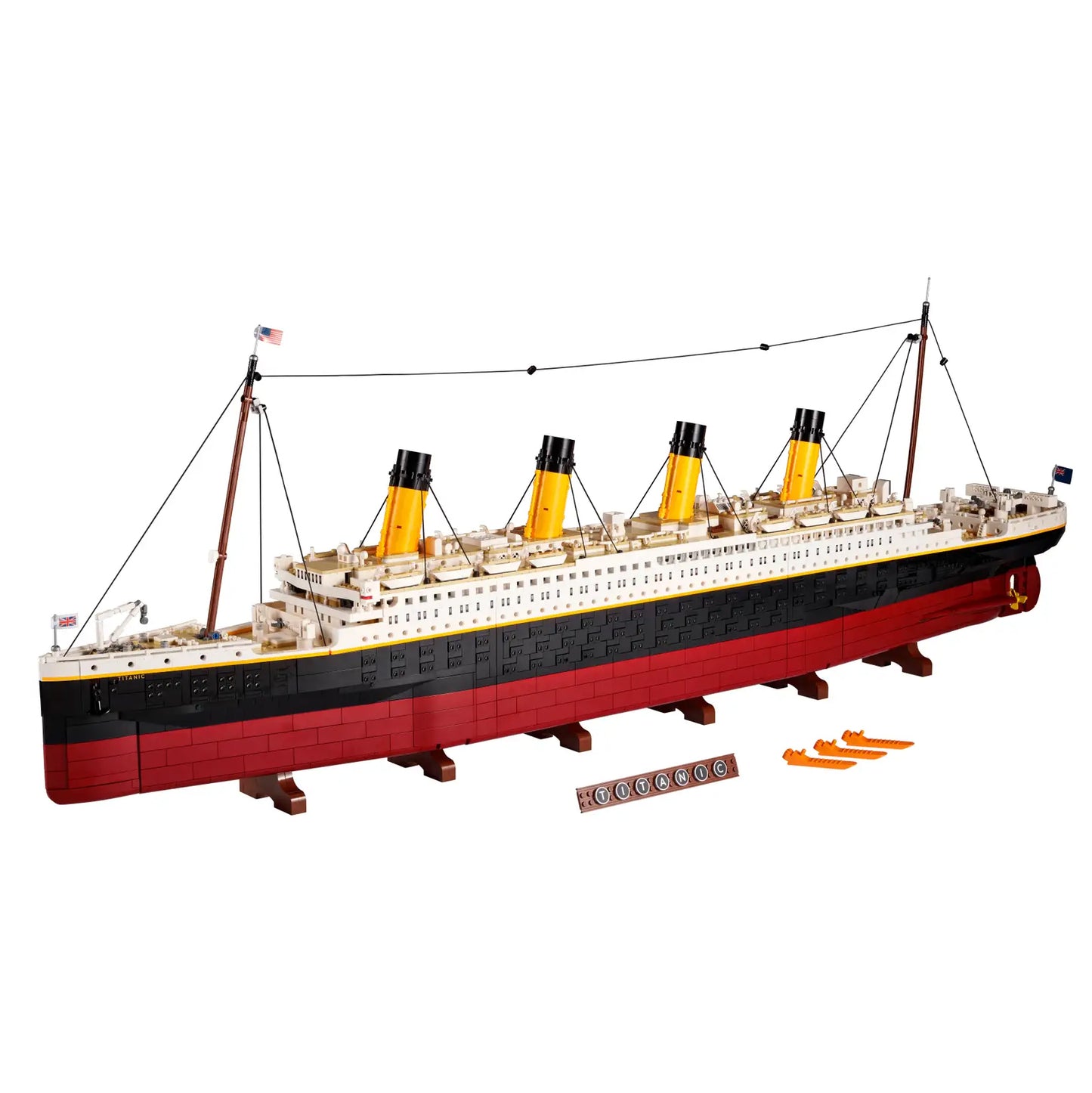Titanic 1:200 Scale - Building Block Set - 9090 pieces